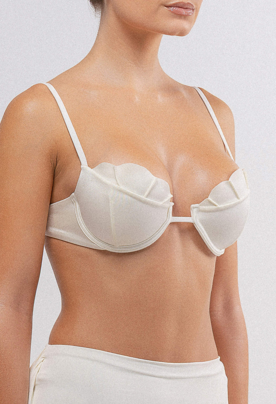 TOP HALO FLARE IVORY